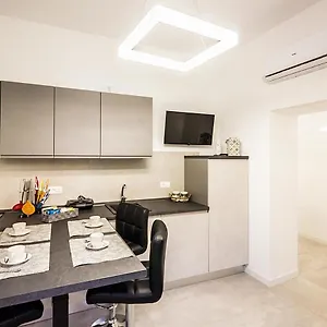  Apartment Ca' Della Tana
